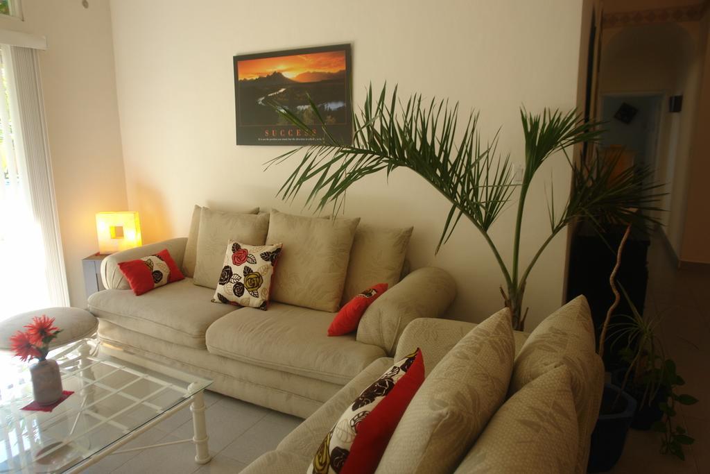 Residencia Los Encantos Cancun Exterior photo