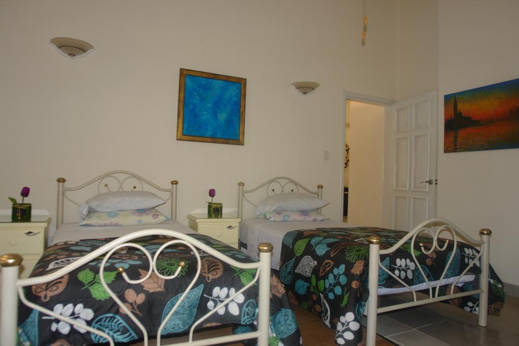 Residencia Los Encantos Cancun Exterior photo